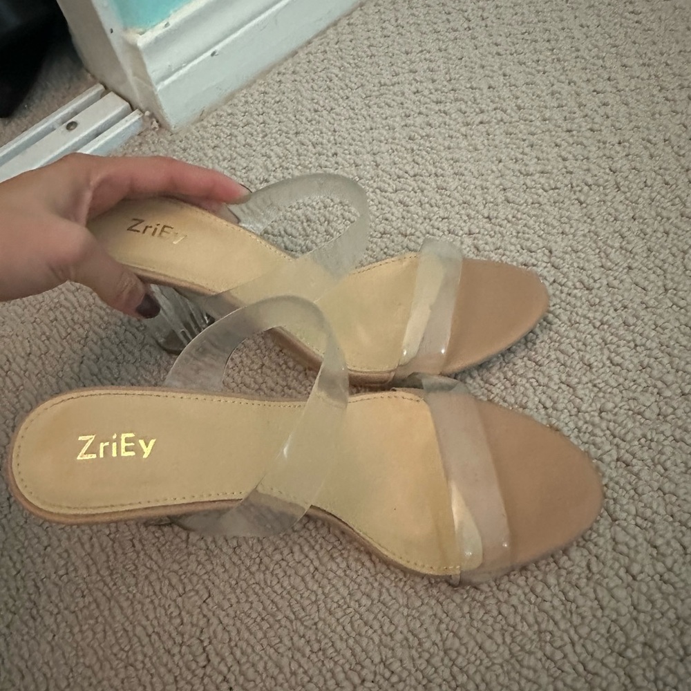 Women's Clear Strap Sandals - Tan